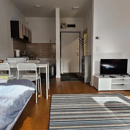 Perfetto City Central- Wi Fi 30m2 아파트